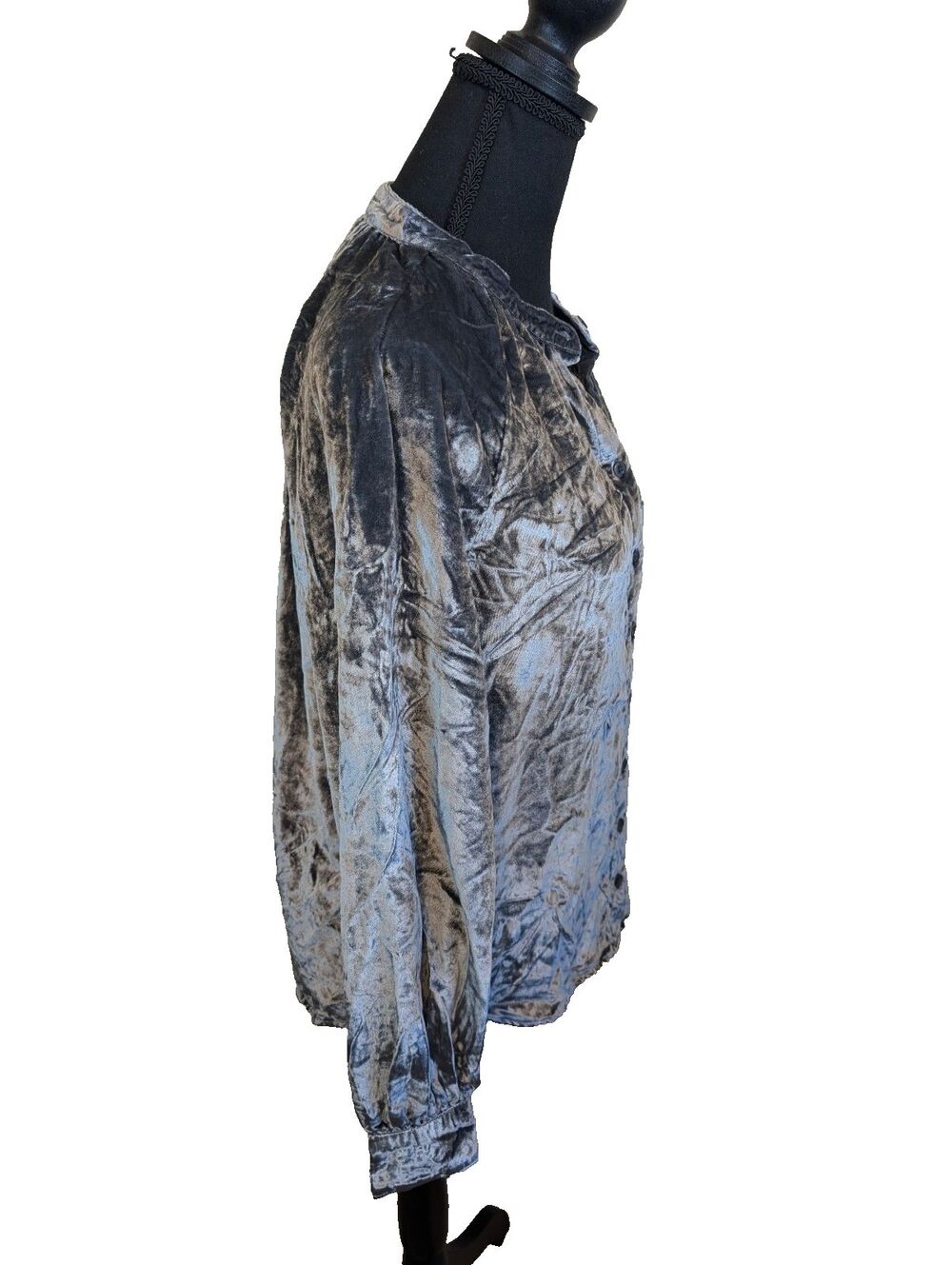 Pilcro Anthropologie Button Down Top Gray Pleating Velvet Relaxed Fit XS - Picture 4 of 14